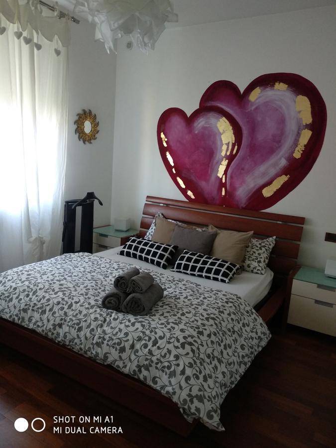 Bed and Breakfast Charme&Chic Трієст Екстер'єр фото